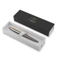 Parker Jotter XL Grey Core w opakowaniu – oryginalne pudełko Parker idealne na prezent