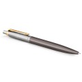Parker Jotter XL Grey Core zbliżenie – matowy szary korpus i charakterystyczny klips Parker